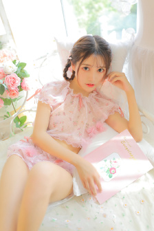 午夜香吻原唱